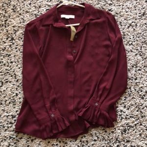 Women’s blouse- with adorable sleeves!